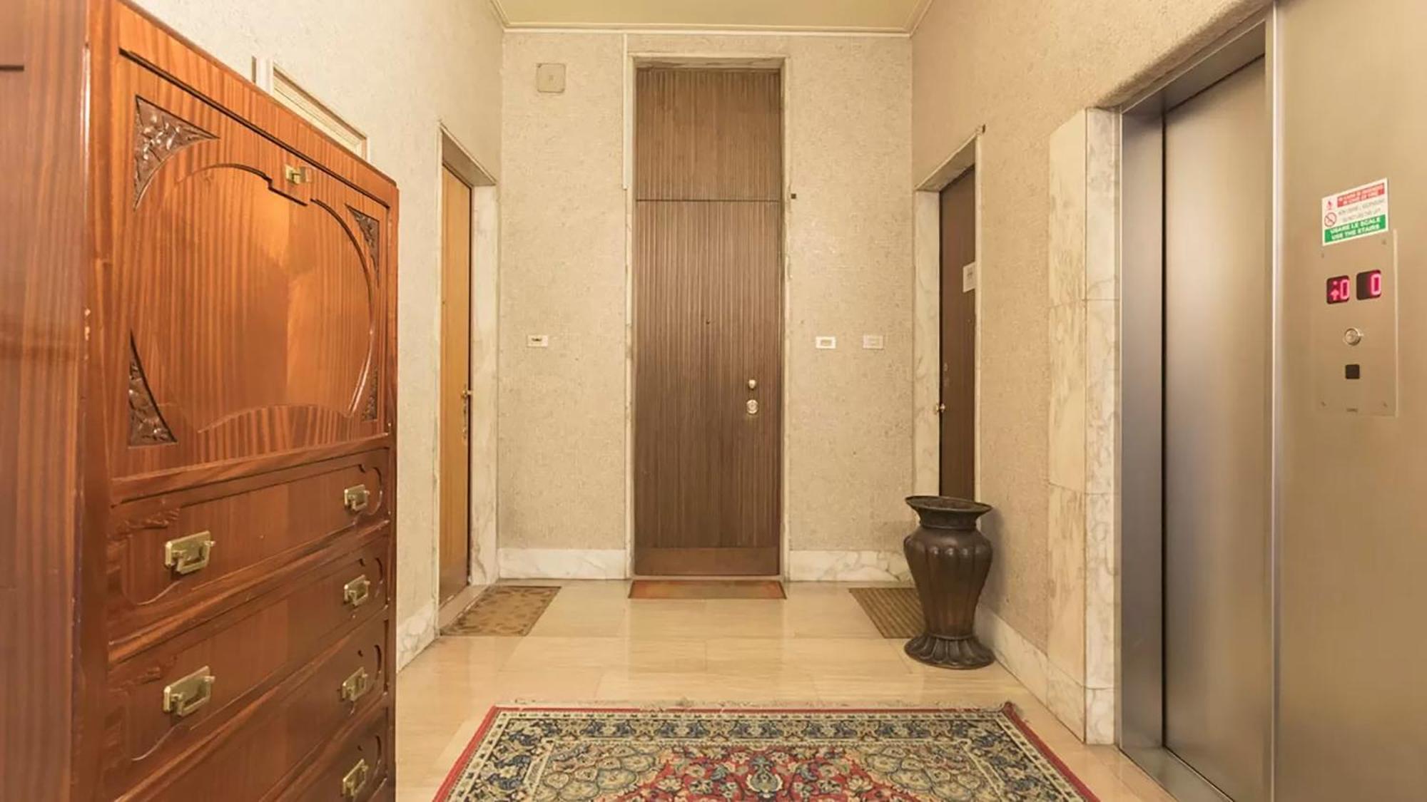 Classbnb - Two Apartments 400 Meters From The Duomo Milão Exterior foto