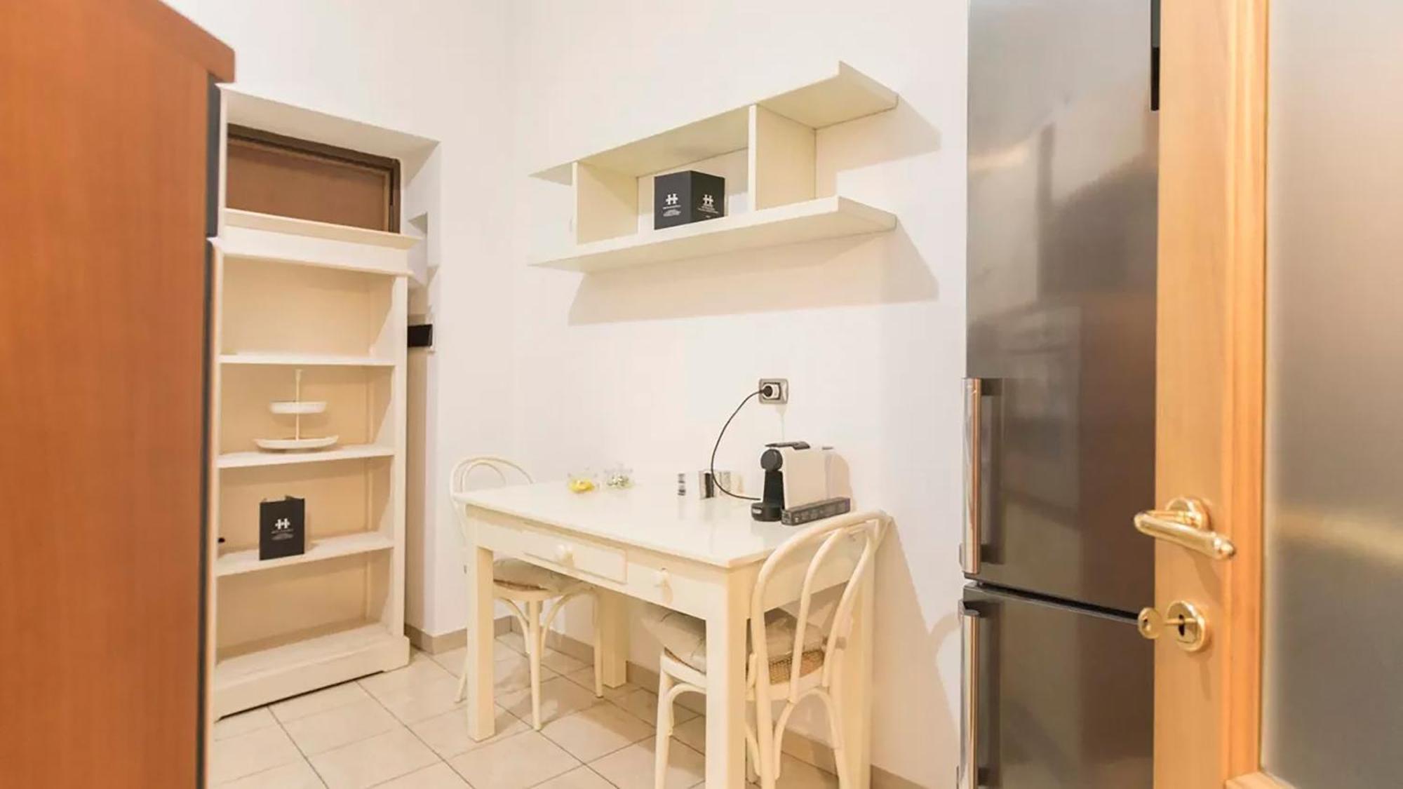 Classbnb - Two Apartments 400 Meters From The Duomo Milão Exterior foto